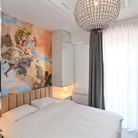 Good Time Apartment